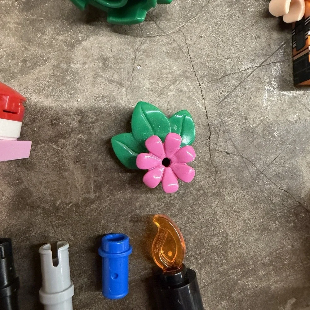 Lego mixed used